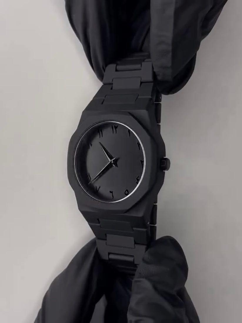 Black Aura Watch – Timeless Elegance, Modern Precision